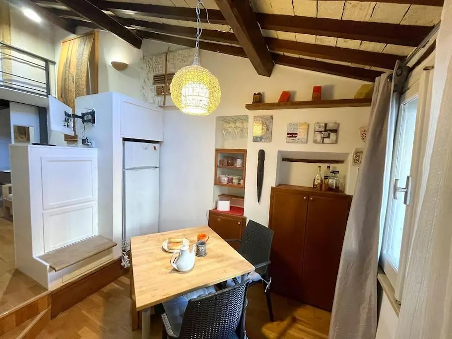 Apartment Trastevere Lovely Loft Rome Italy